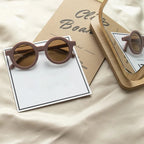 Kinder Matte Macaron Sommer Sonnenbrille - Stilvolle UV-Schutz Brille für Jungen