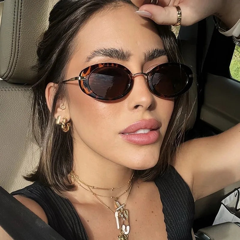 Luxuriöse Ovalrahmen-Sonnenbrille für Damen