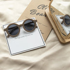 Kinder Matte Macaron Sommer Sonnenbrille - Stilvolle UV-Schutz Brille für Jungen