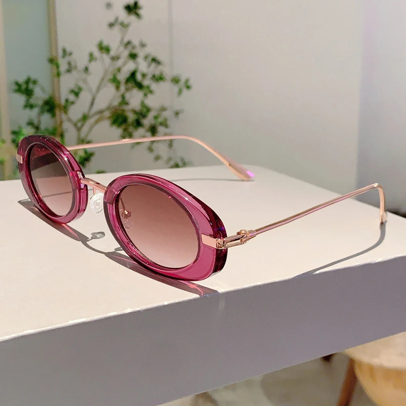 Luxuriöse Ovalrahmen-Sonnenbrille für Damen